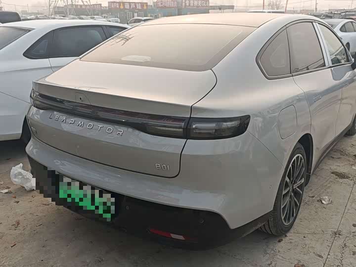Фото 4 - Leapmotor B01