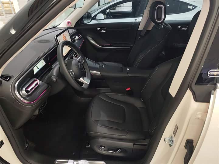 Фото 7 - Smart #1