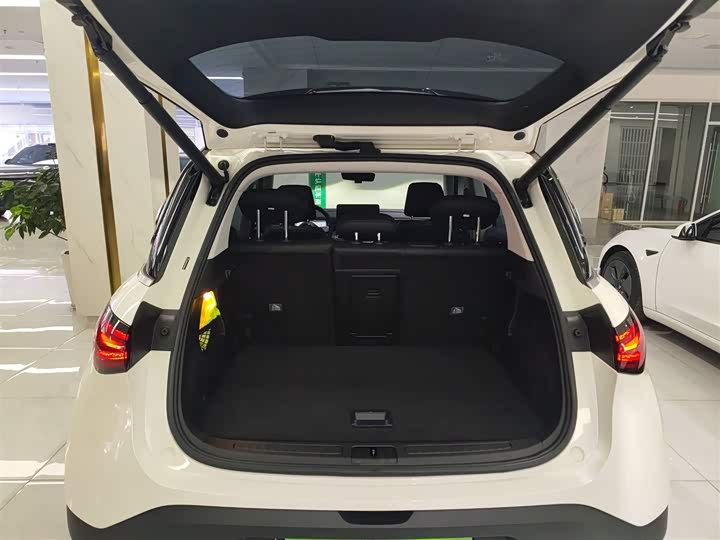 Фото 9 - Smart #1