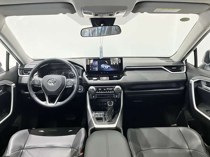 Фото 5 - Toyota Wildlander