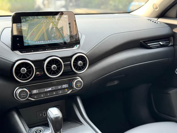 Фото 9 - Nissan Sylphy