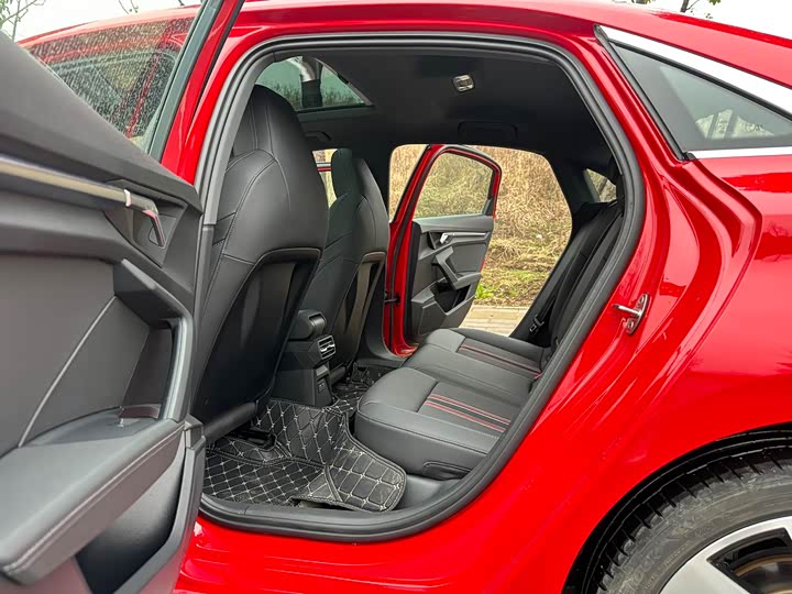 Фото 9 - Audi A3