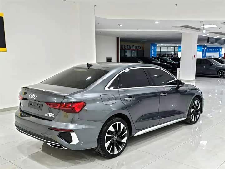 Фото 8 - Audi A3