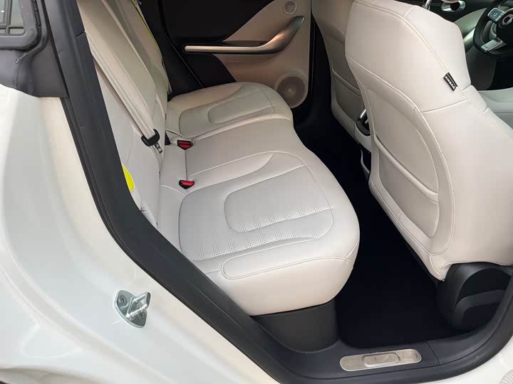 Фото 8 - Smart #1