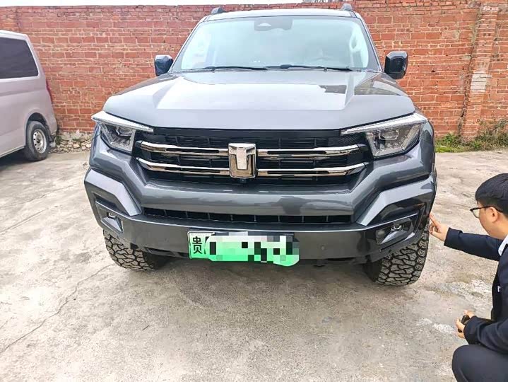 Фото 2 - Tank 400 Hybrid