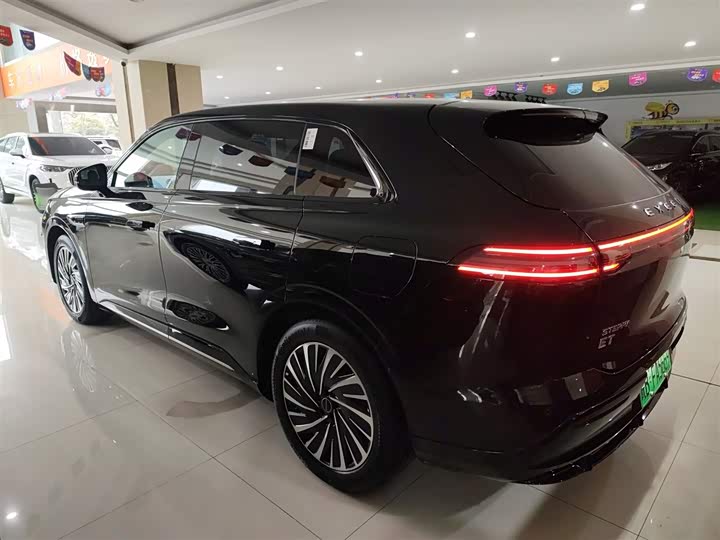 Фото 5 - Exeed Sterra ET