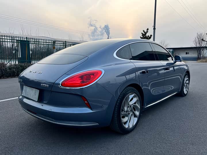 Фото 7 - Ora Lightning Cat (07)