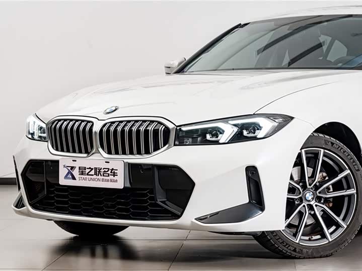 Фото 3 - BMW 3 Series