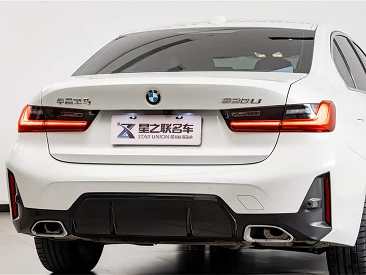 Фото 8 - BMW 3 Series