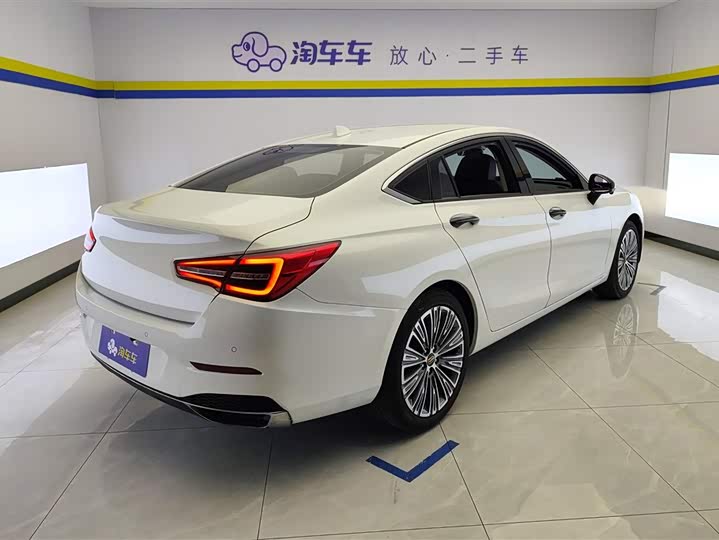 Фото 3 - Hongqi H5