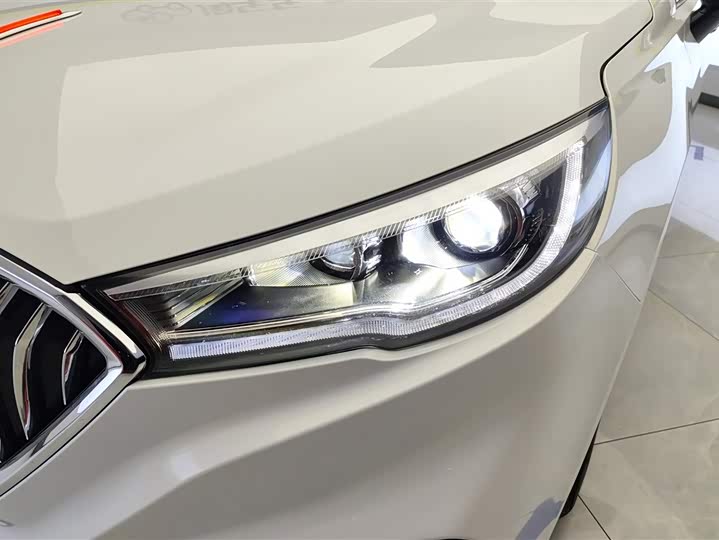 Фото 5 - Hongqi H5