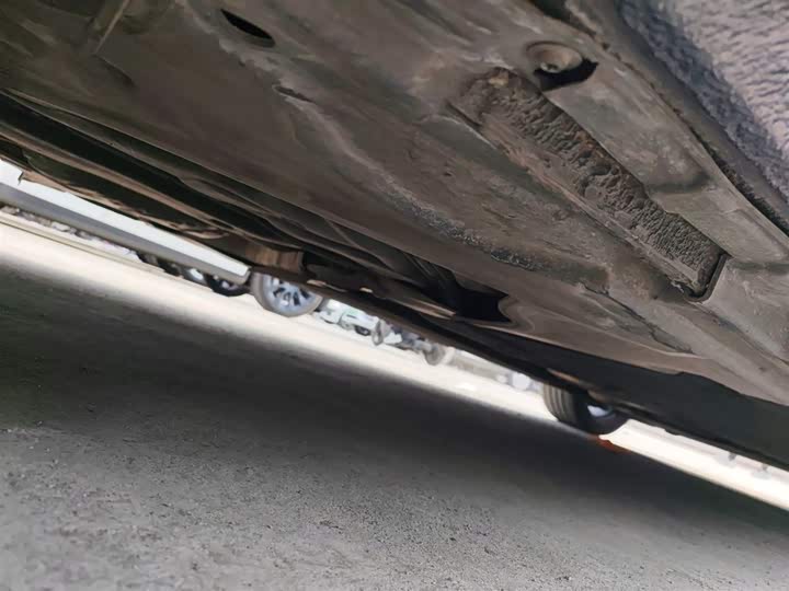 Фото 4 - Audi A4L