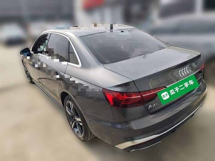 Фото 9 - Audi A4L