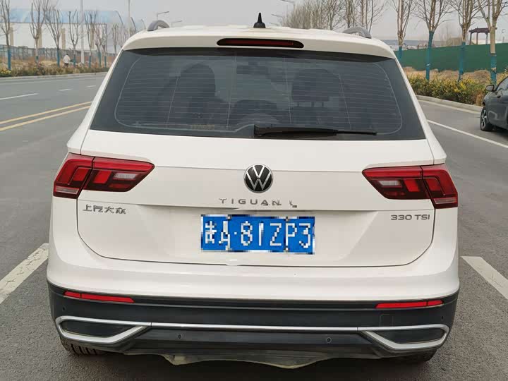 Фото 9 - Volkswagen Tiguan L Pro