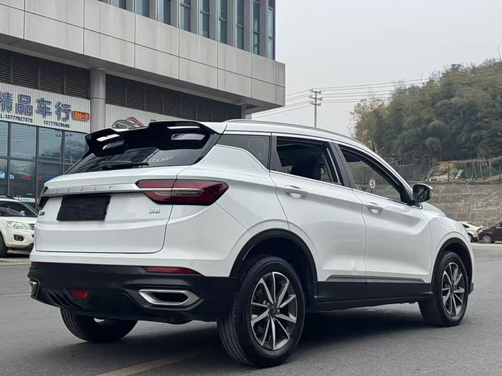 Фото 6 - Geely Coolray