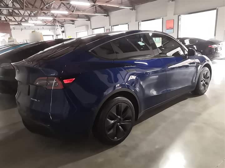 Фото 7 - Tesla Model Y