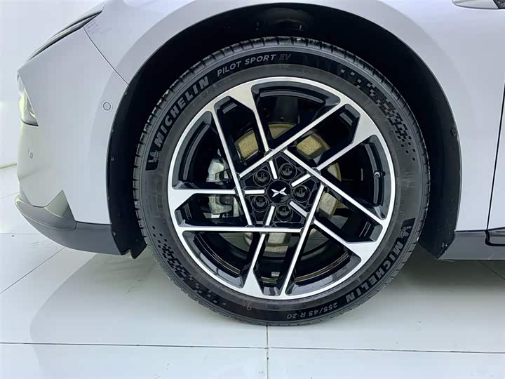 Фото 8 - XPeng F57