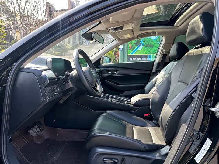 Фото 7 - Honda Accord