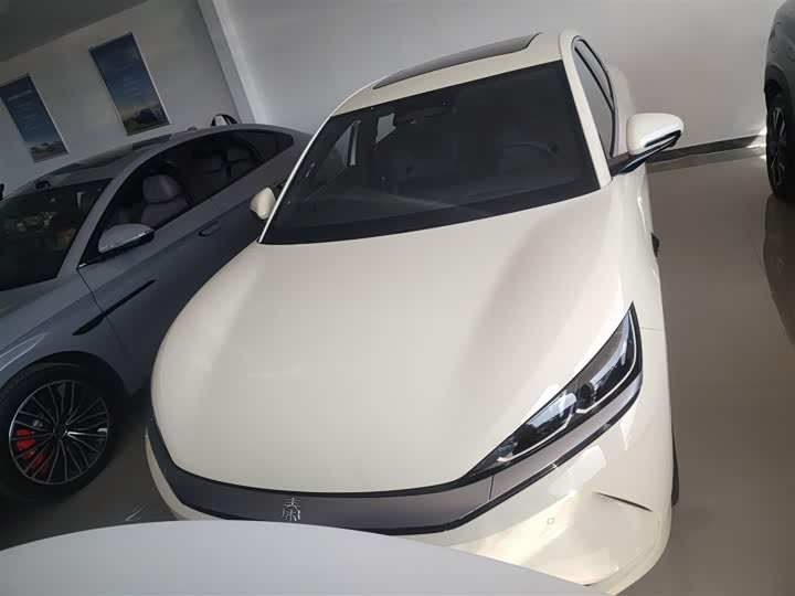 Фото 3 - BYD Qin L