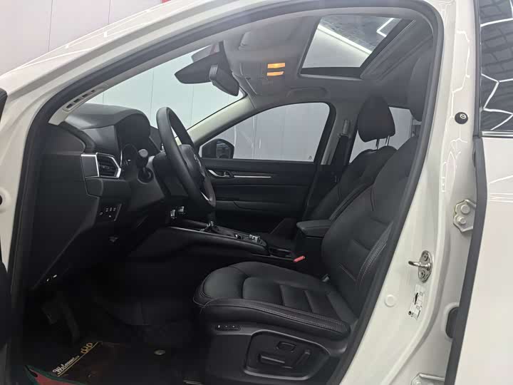 Фото 4 - Mazda CX-5