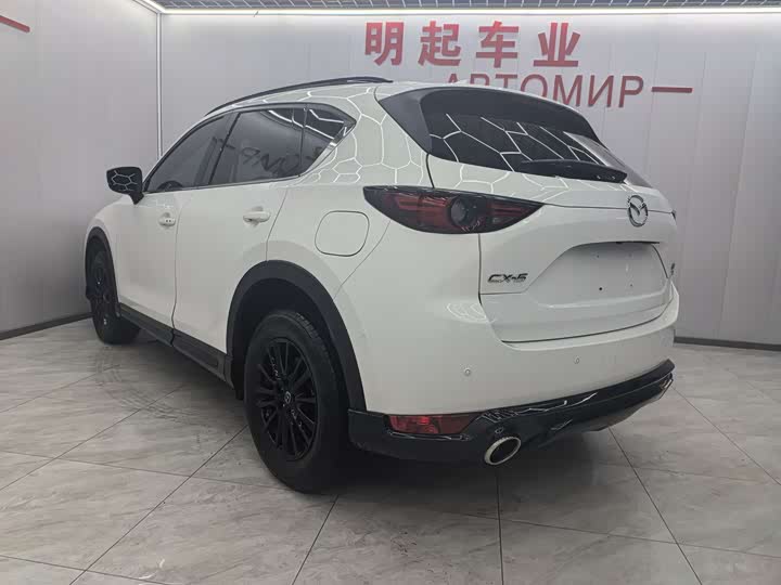 Фото 8 - Mazda CX-5