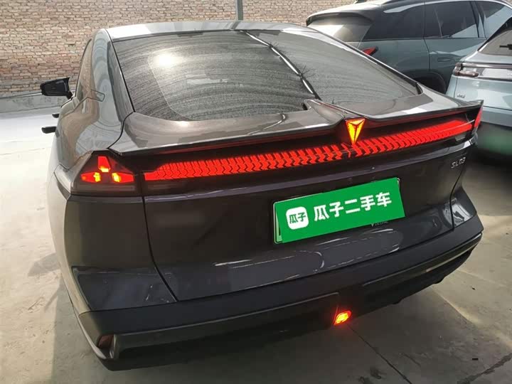 Фото 6 - Changan Deepal SL03