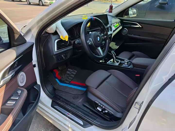 Фото 2 - BMW 1 Series