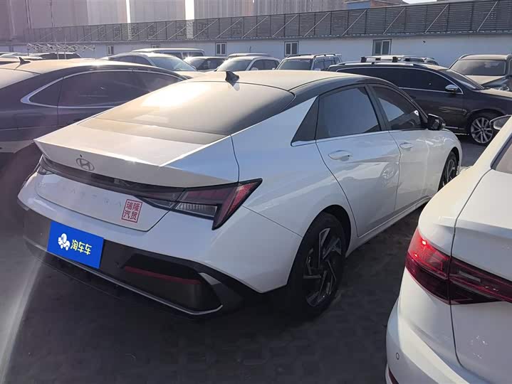 Фото 3 - Hyundai Elantra N line