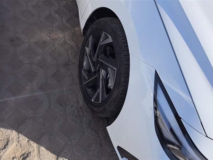 Фото 6 - Hyundai Elantra N line