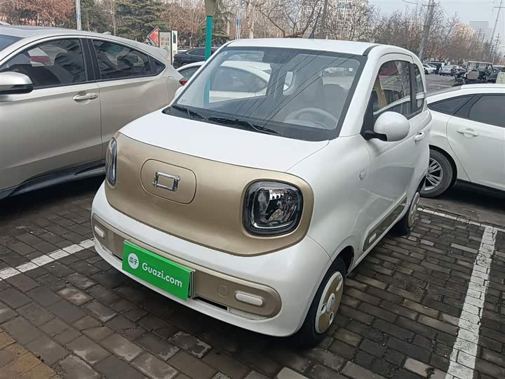 Фото 1 - Bestune Pony