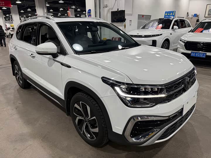 Фото 3 - Volkswagen Tharu