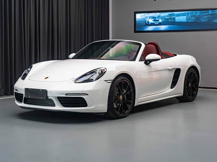 Фото 1 - Porsche 718