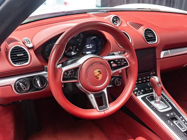 Фото 9 - Porsche 718