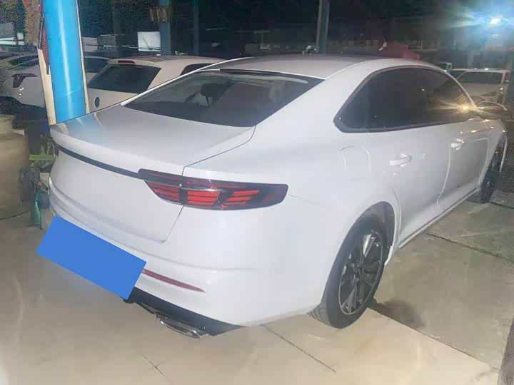 Фото 8 - Geely Preface