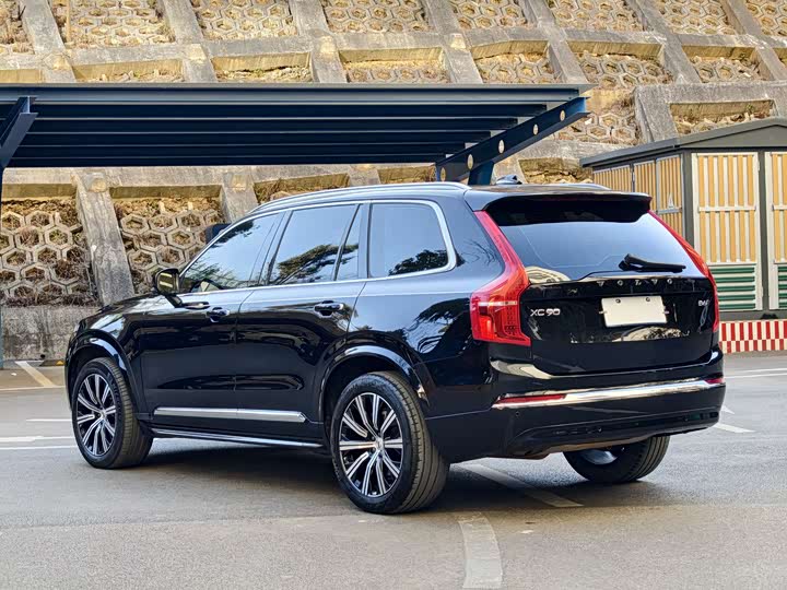 Фото 5 - Volvo XC90