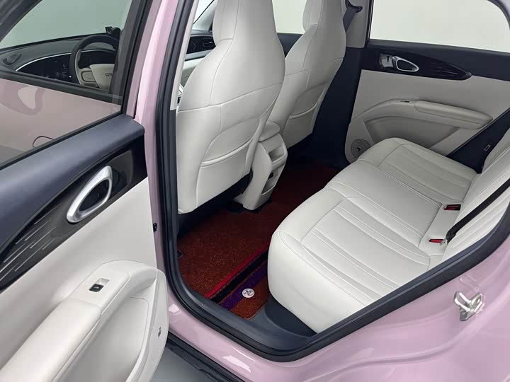 Фото 8 - Geely Galaxy Geome