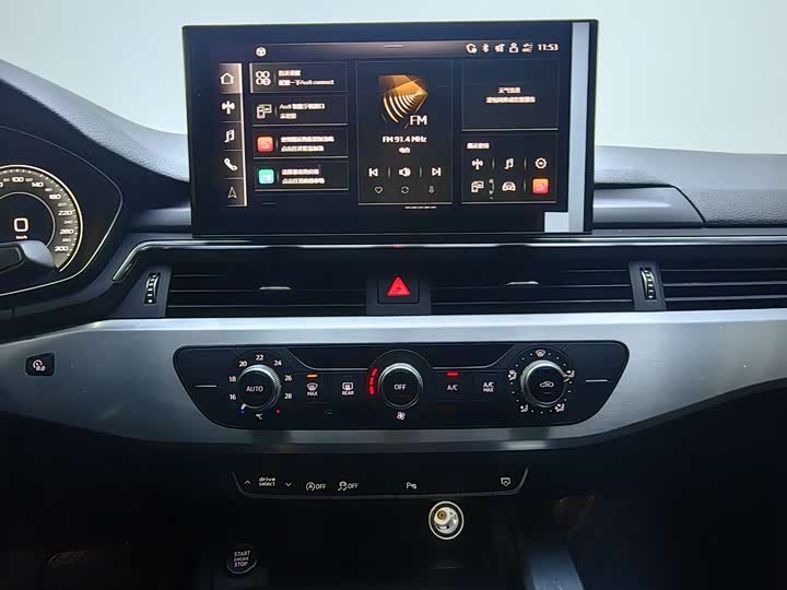 Фото 6 - Audi A4L