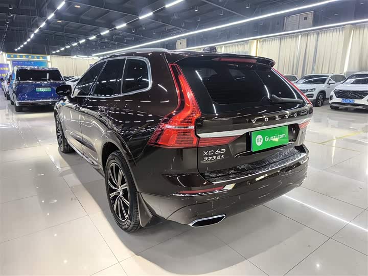 Фото 5 - Volvo XC60