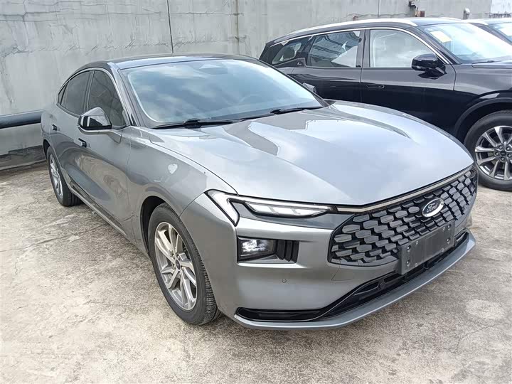 Фото 4 - Ford Mondeo