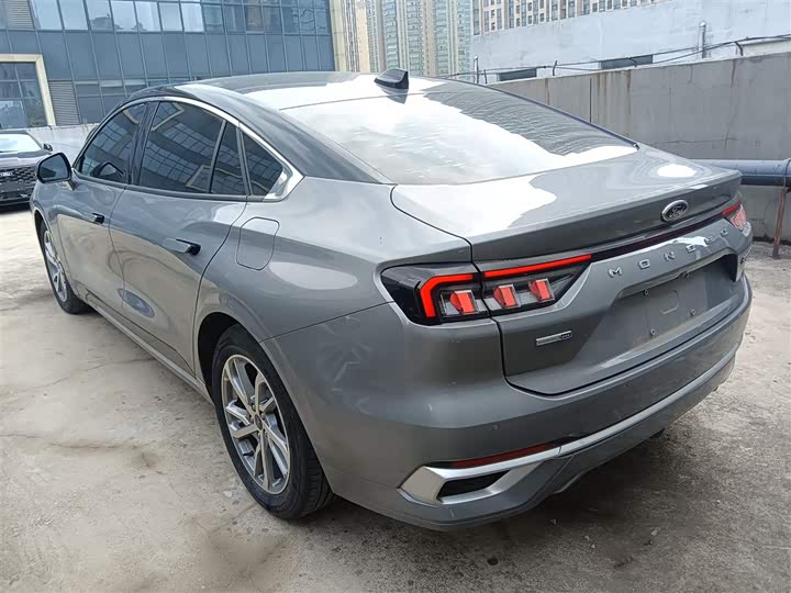 Фото 5 - Ford Mondeo