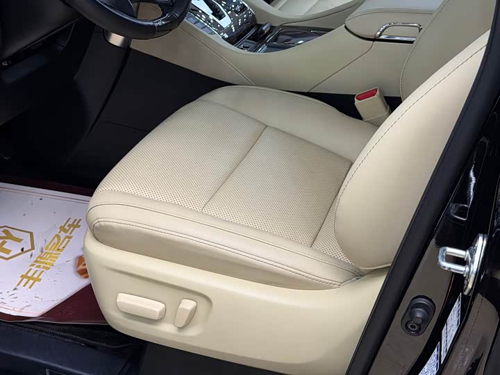 Фото 6 - Toyota Alphard