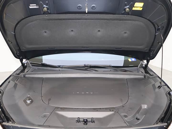 Фото 8 - BAIC Arcfox Alpha T5