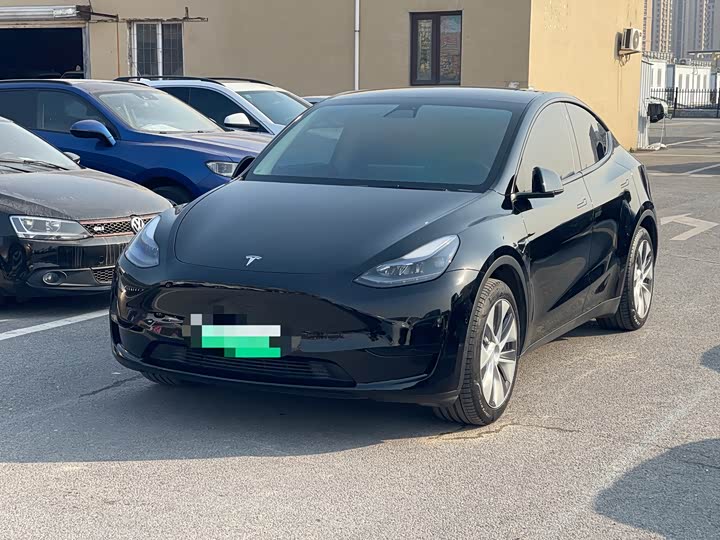 Фото 2 - Tesla Model Y