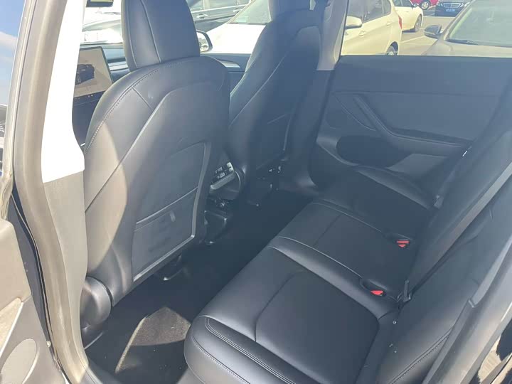 Фото 7 - Tesla Model Y