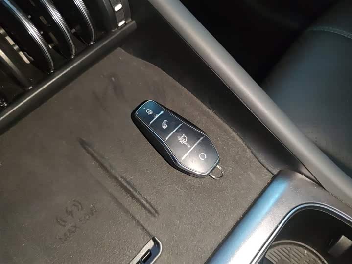 Фото 9 - BYD Yuan Plus