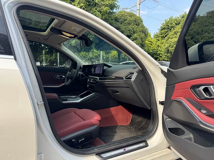 Фото 7 - BMW 3 Series