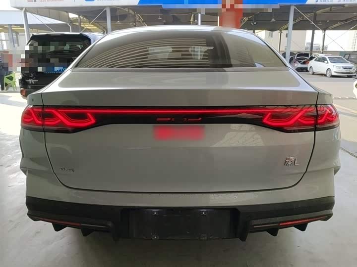 Фото 6 - BYD Qin L