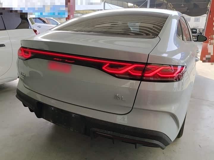 Фото 7 - BYD Qin L