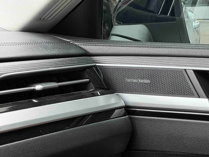 Фото 8 - Volkswagen CC