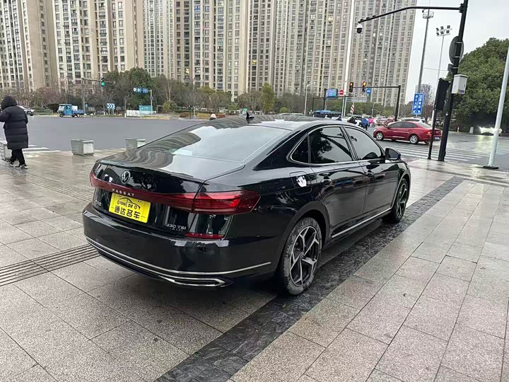 Фото 4 - Volkswagen Passat